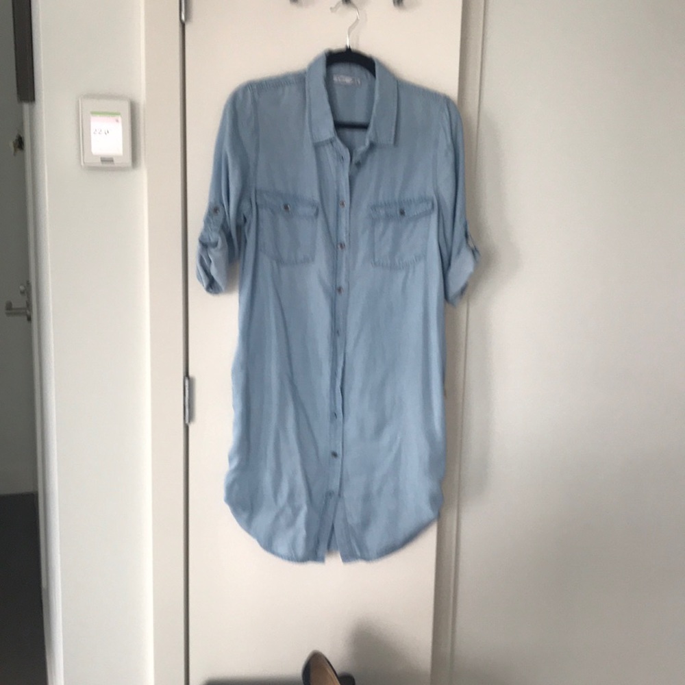 Light a weight Jean Dress Shirt